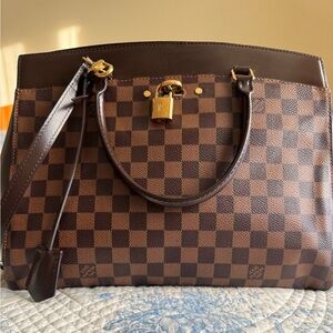 Louis Vuitton purse